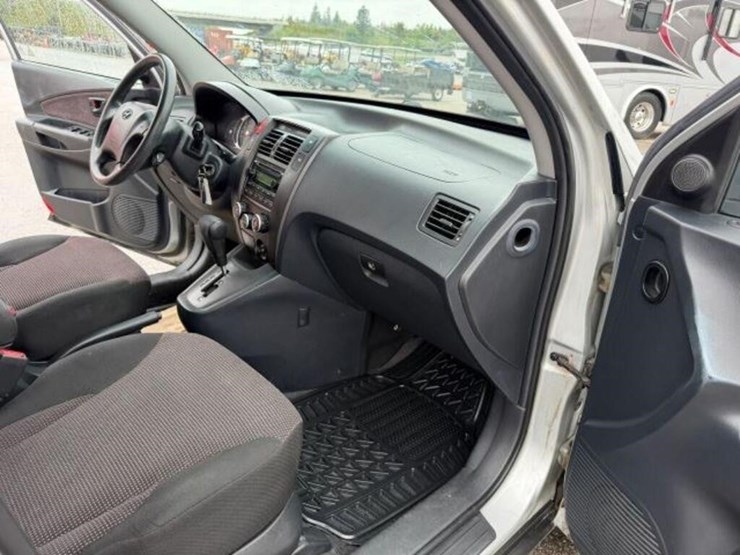 2007-hyundai-tucson-image-21