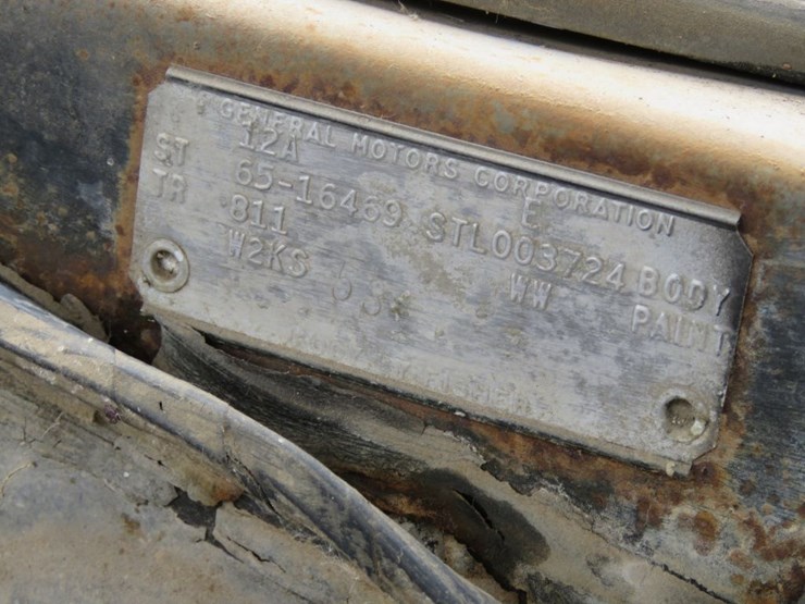 1965-chevrolet-impala-4dr-sedan-image-11