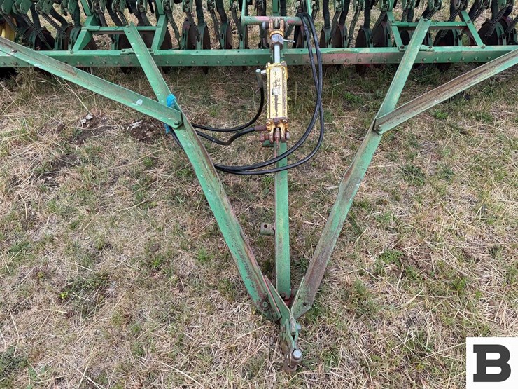 13'-grain-drill-image-9