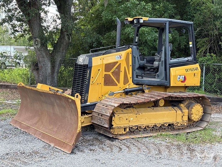 2022-caterpillar-d3-image-1