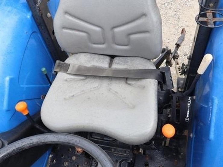 2017-new-holland-workmaster-50-image-24