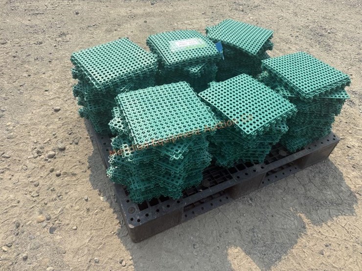 ~477--interlocking-rubber-floor-tiles-image-4