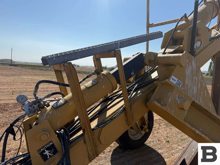 2006-johnson-pull-type-6'-tile-plow-image-12