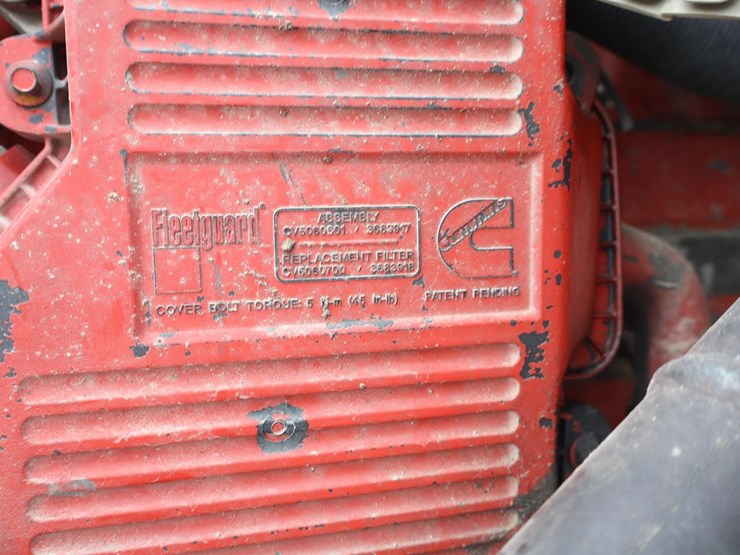 2011-kenworth-t800-image-17