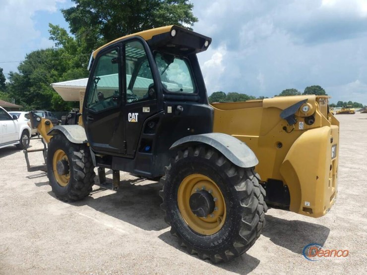 2020-caterpillar-th514d-image-3