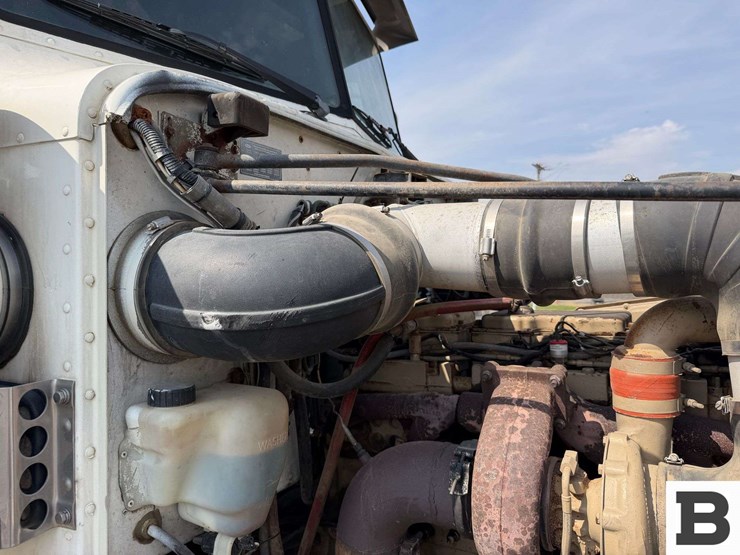 1989-peterbilt-377-image-53