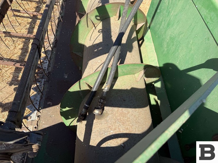 john-deere-14-image-15