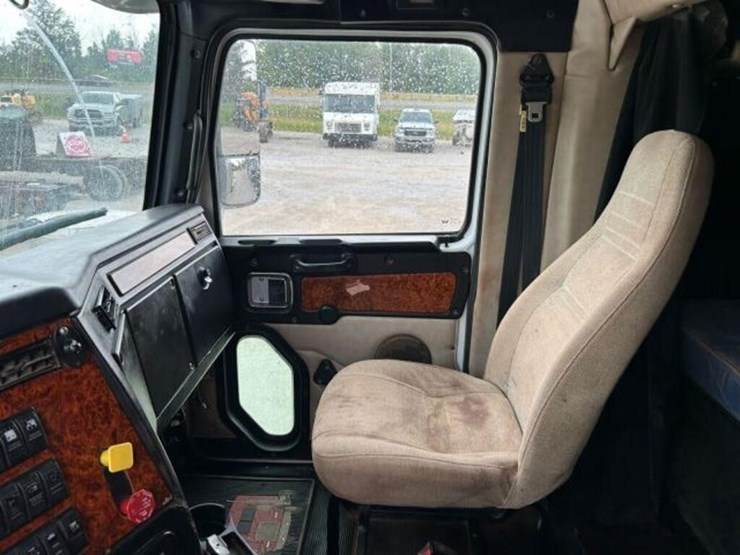 2007-western-star-4900ex-image-18