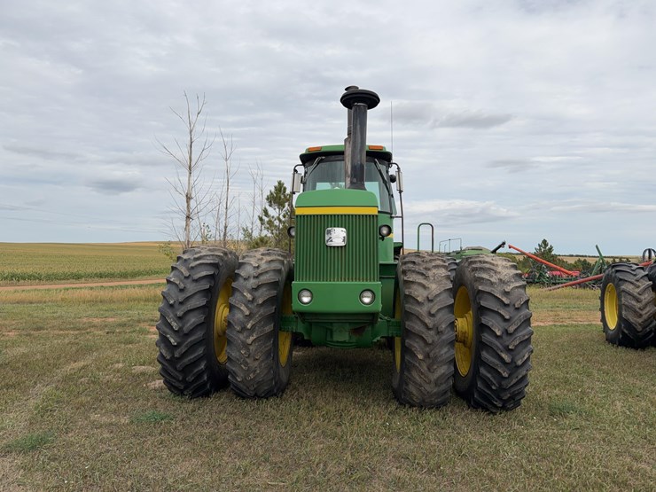 john-deere-8640-image-2
