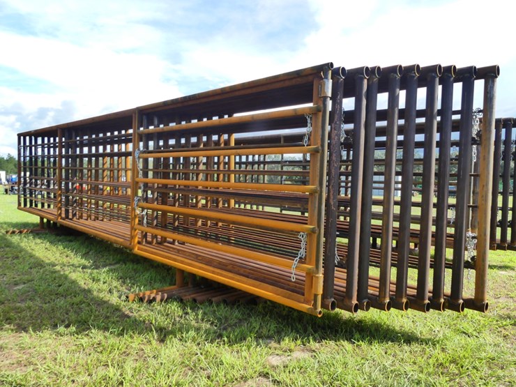 (10)-24'-free-standing-panels-image-3