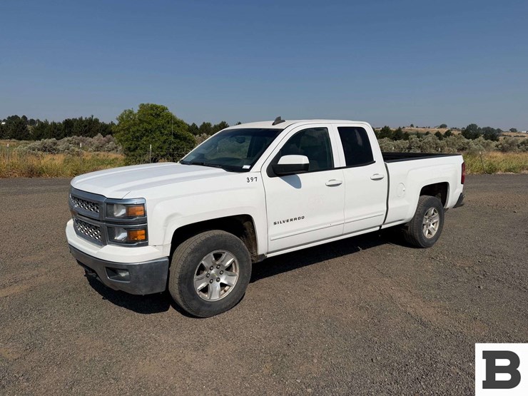 2015-chevrolet-silverado-1500-image-1