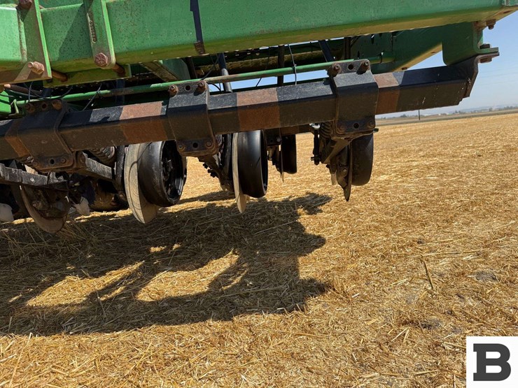 2003-john-deere-1590-image-17