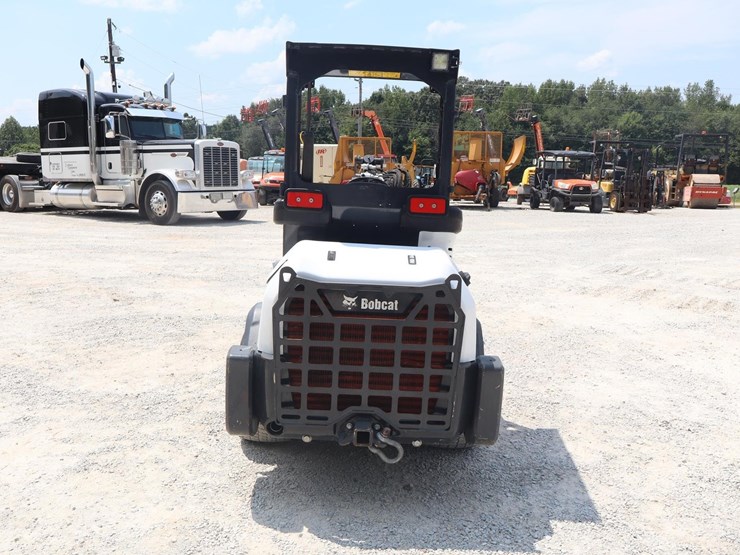 bobcat-l28-image-4
