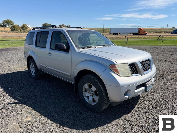 2005-nissan-pathfinder-image-7