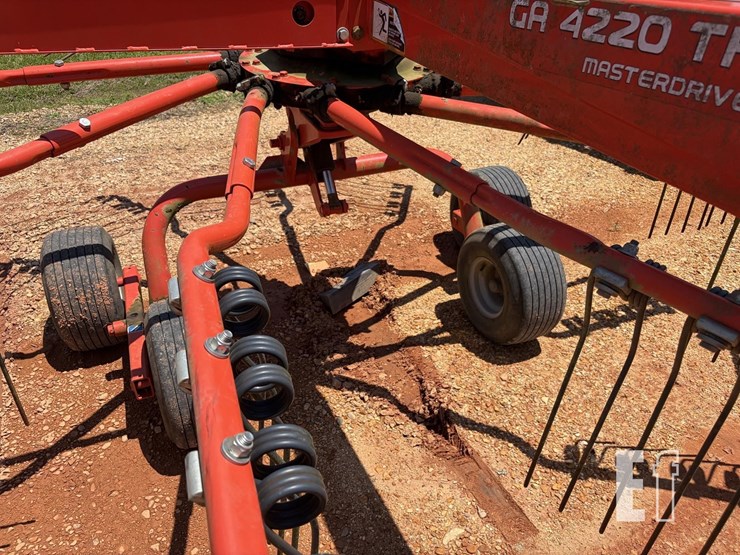 kuhn-ga4220-rotary-rake-7892-image-11