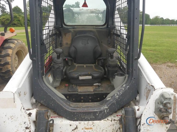 2018-bobcat-t740-image-9