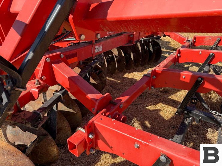 2012-kuhn-krause-8200-twin-offset-disc-image-35