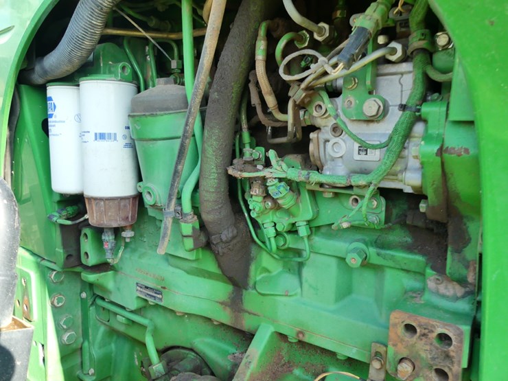 2014-john-deere-8370r-image-14