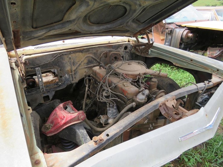 1965-chevrolet-impala-ss-2dr-ht-image-11