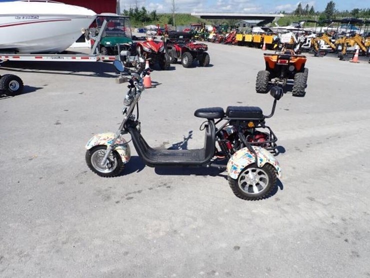 2024-shansu-youpi-60v-electric-tricycle-r36cp3010r-image-8
