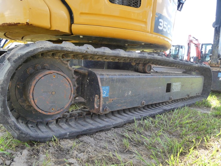 2023-deere-35g-image-6
