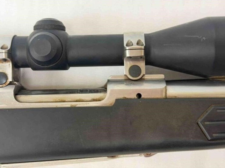 ruger-m77-mark-ii-223-rifle-image-10