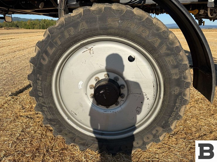 2018-case-ih-patriot-2250-image-15