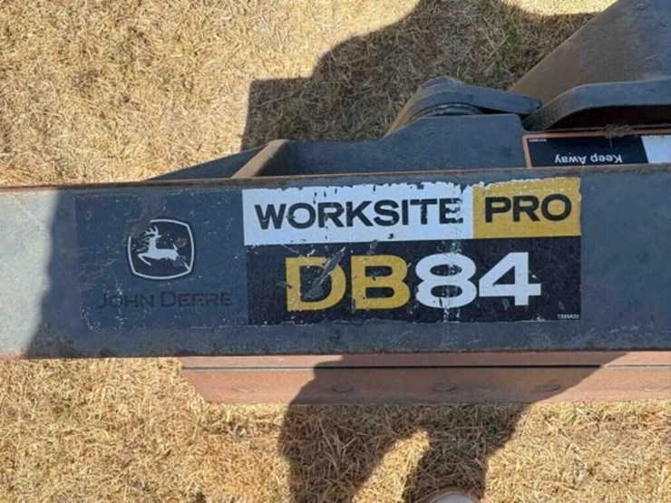 john-deere-7-image-7