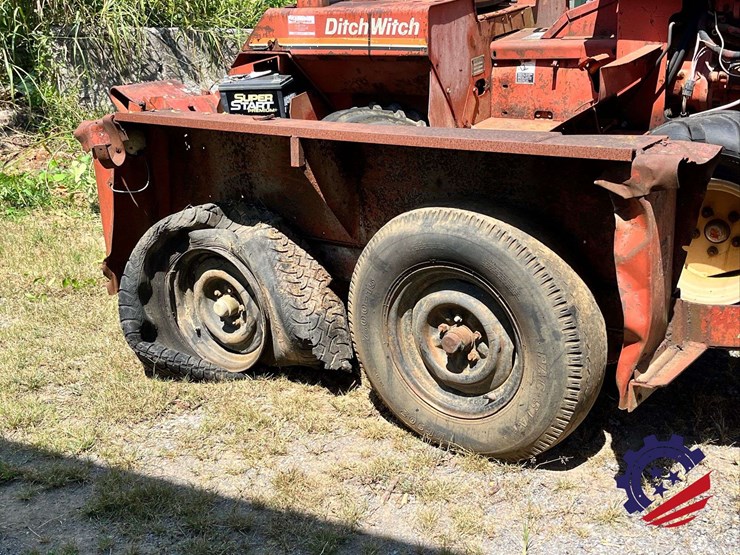 ditch-witch-2310dd-image-10