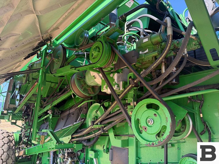 2000-john-deere-9650-sts-image-24