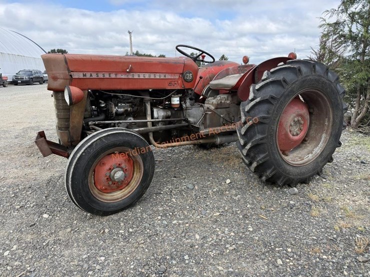 massey-ferguson-135-image-1