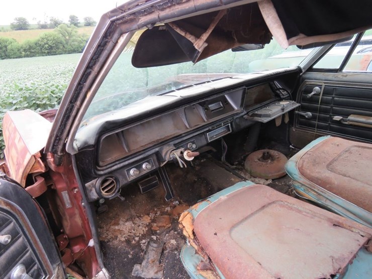1966-chevrolet-caprice-2dr-ht-image-10