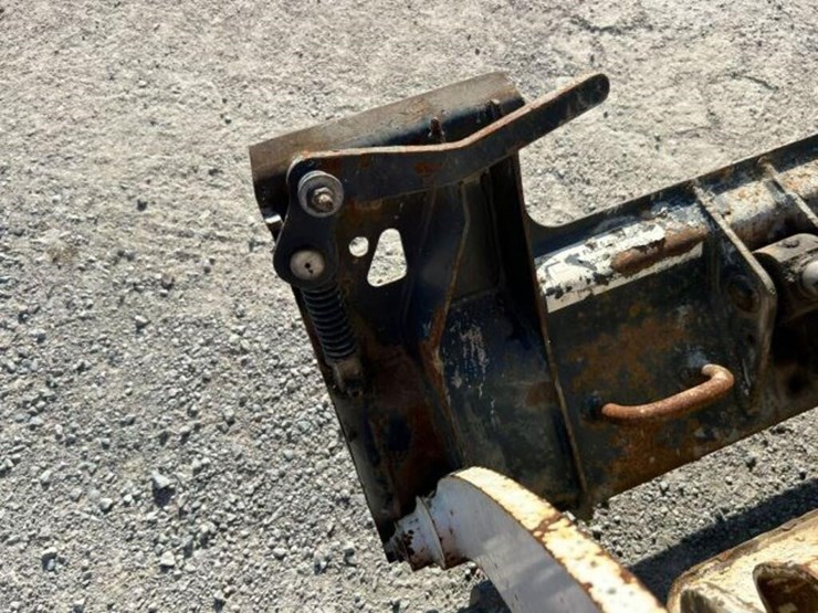 2019-bobcat-mt85-image-25
