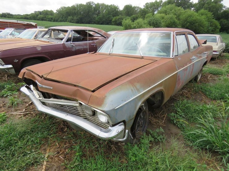 1965-chevrolet-belair-4dr-sedan-image-1