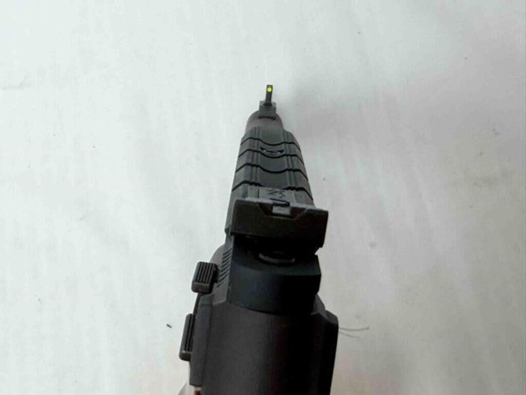 browning-buck-mark-22lr-pistol-image-7