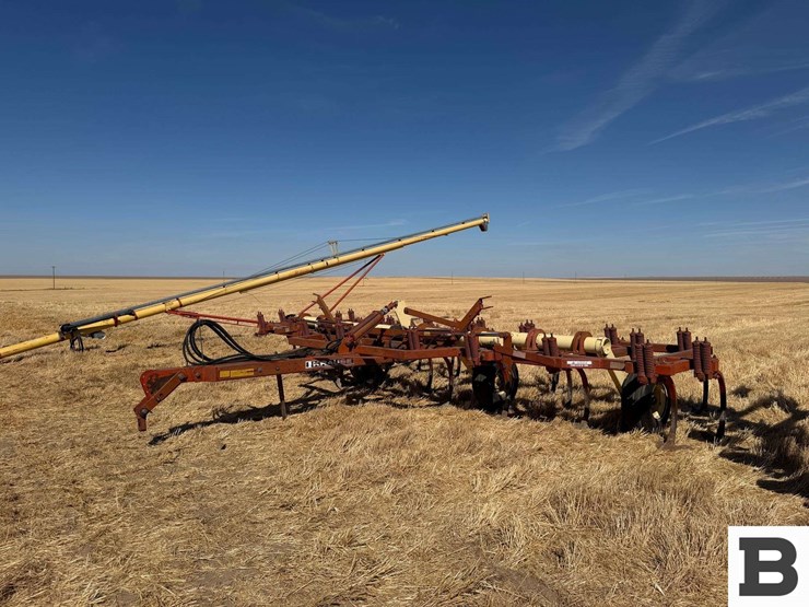 krause-2341-field-cultivator-image-3