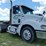 2007-freightliner-day-cab-image-2