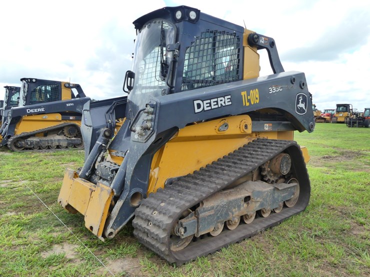 2021-deere-333g-image-2