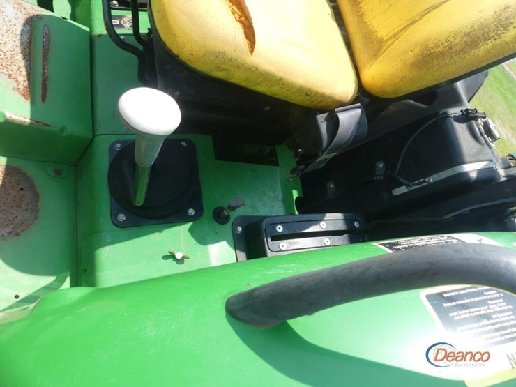 2021-john-deere-5045e-image-11
