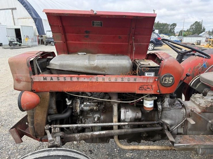 massey-ferguson-135-image-20