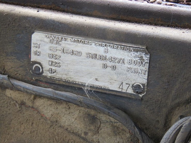 1965-chevrolet-impala-4dr-sedan-image-10