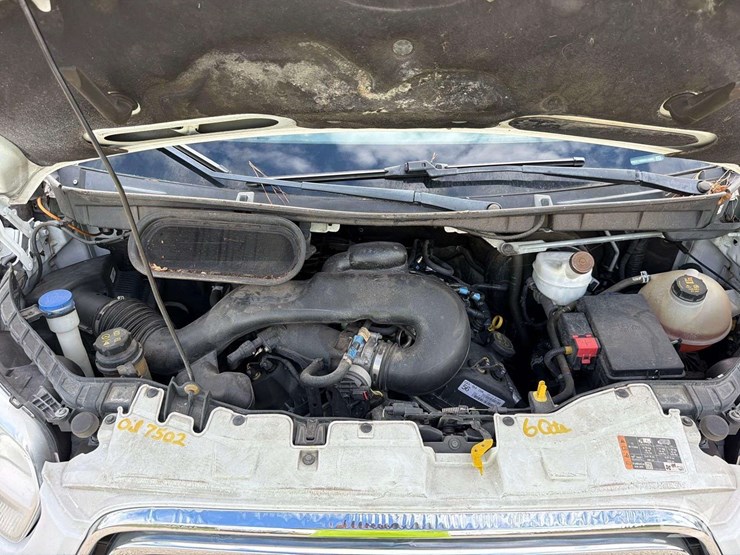 2019-ford-transit-image-39
