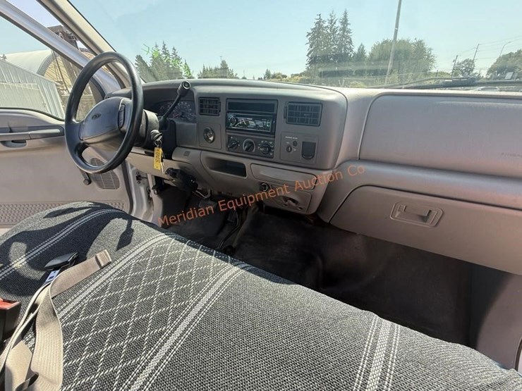 2001-ford-f250-image-32