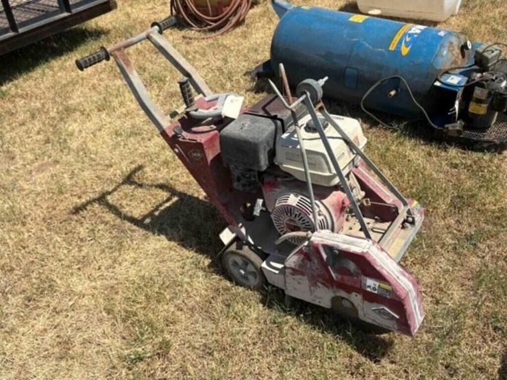 mk-concrete-saw-image-2