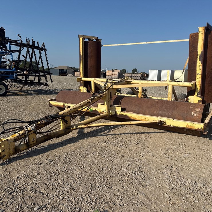#41735 • 36' Folding Harrow INV# 41736