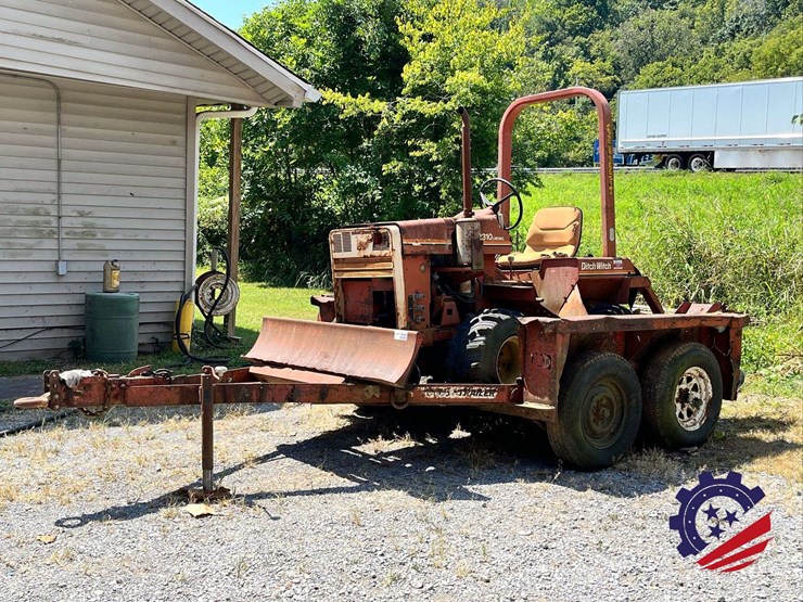 ditch-witch-2310dd-image-1
