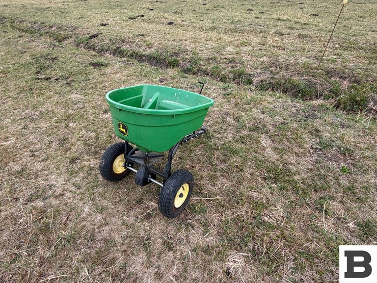 john-deere-lp39087-yard-broadcast-spreader---ellensburg,-wa-image-3