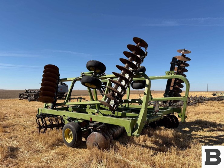 john-deere-twin-offset-disc-image-3