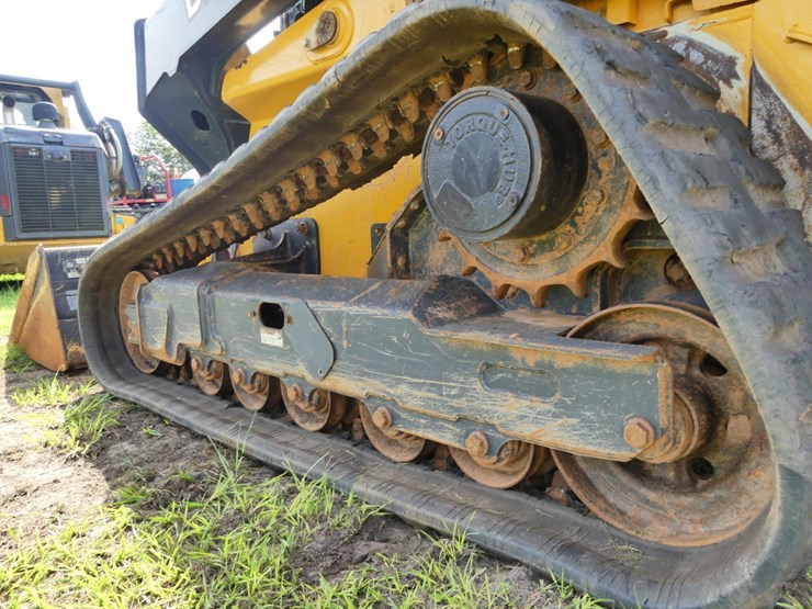 2020-deere-333g-image-5