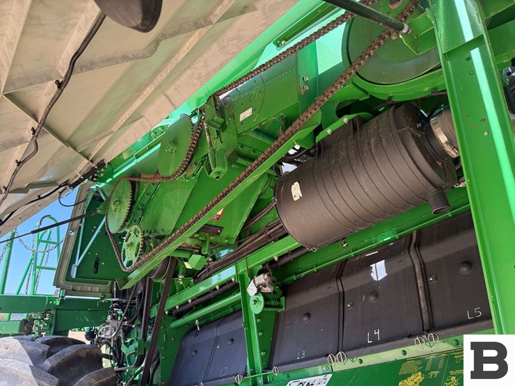2014-john-deere-s660-image-22